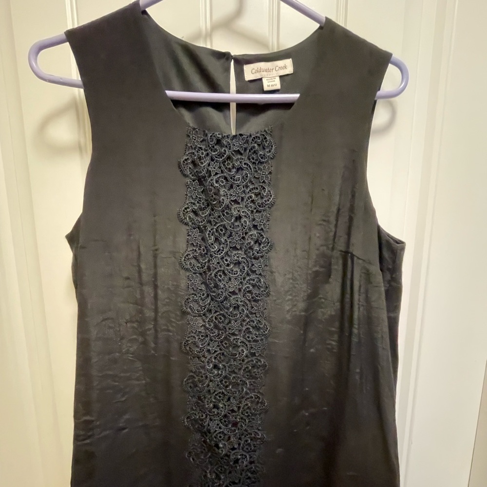 NWOT Coldwater Creek black shell w/lace detail size M